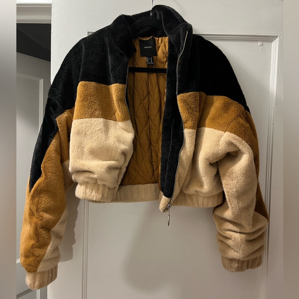 Cropped Color Block Faux Fur Jacket | Super Warm and Comfortable